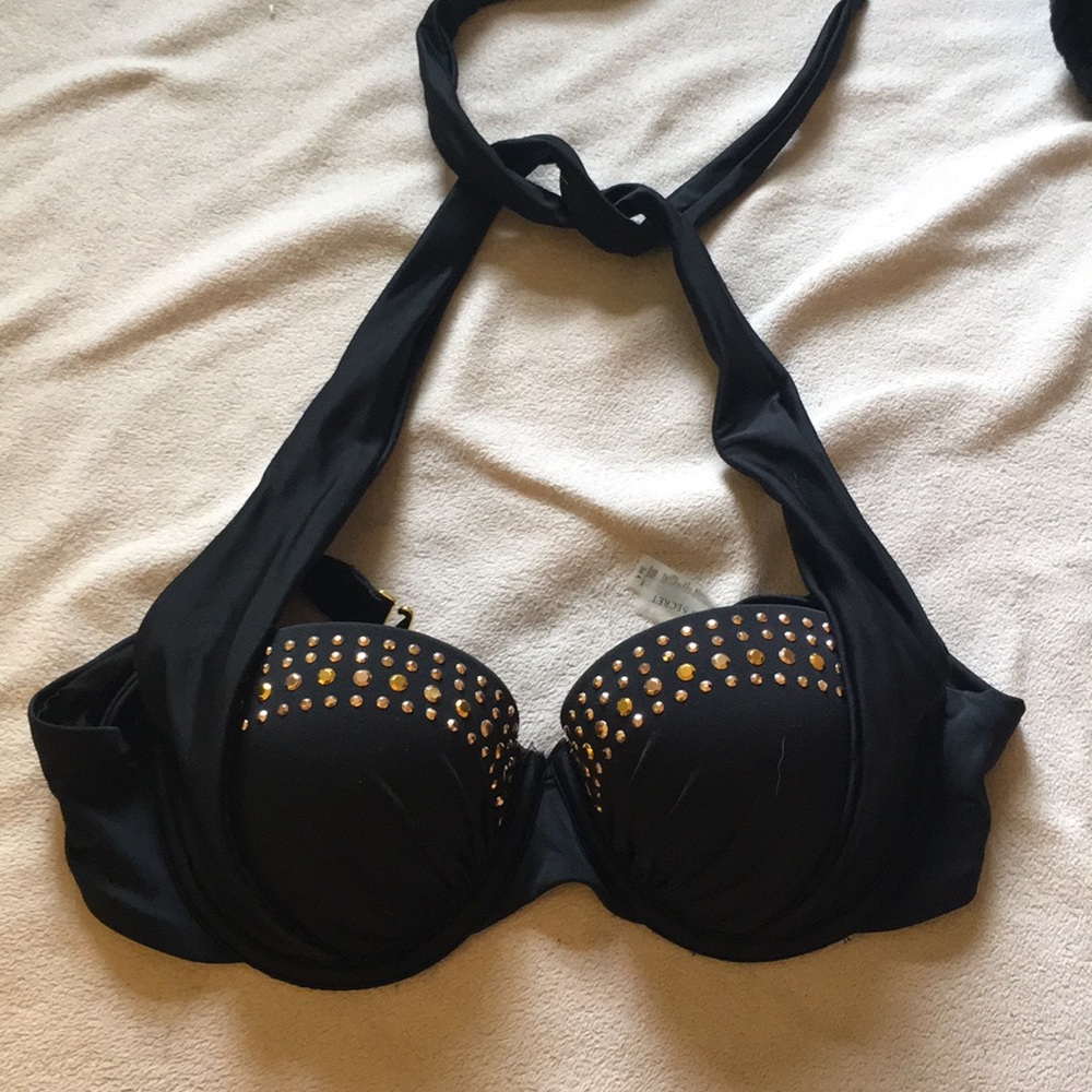 Black Victoria’s Secret Bikini Top